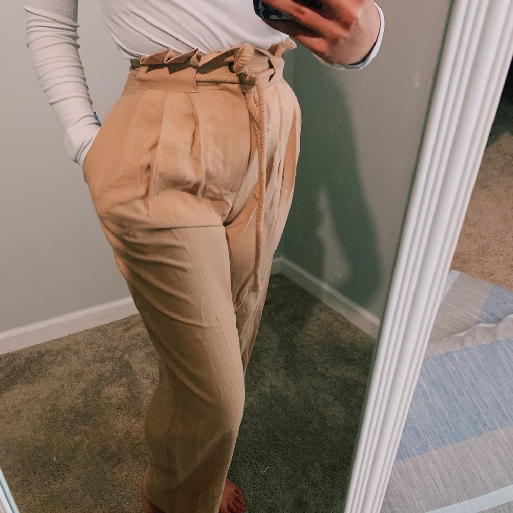 H&M Paper-Bag Pants🍸